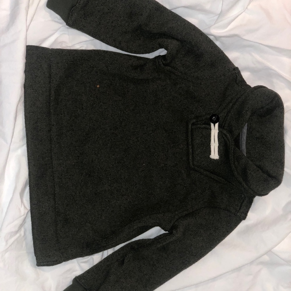 Oshkosh bgosh 2T boys dark green sweater